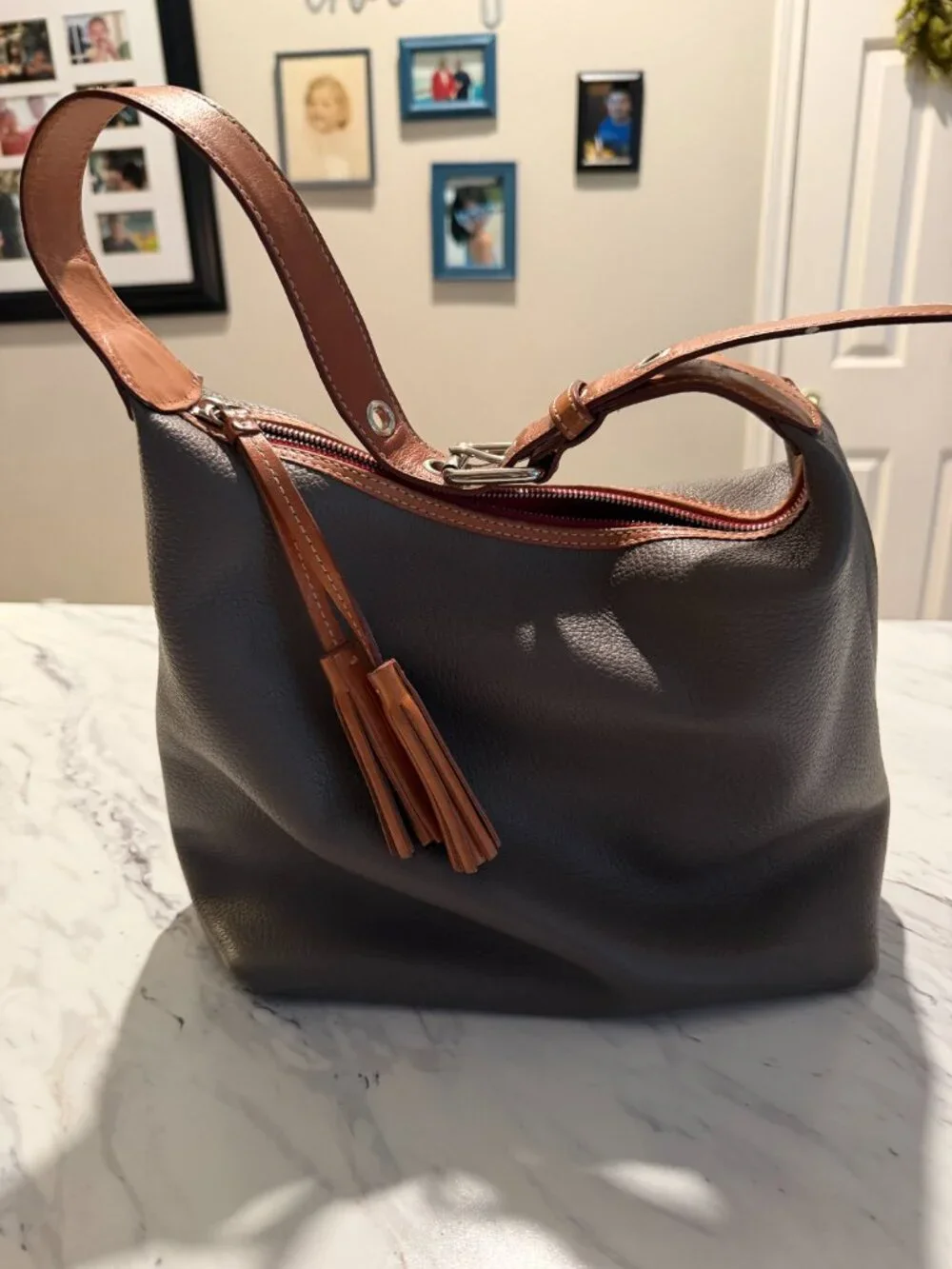 Dooney & Bourke this item